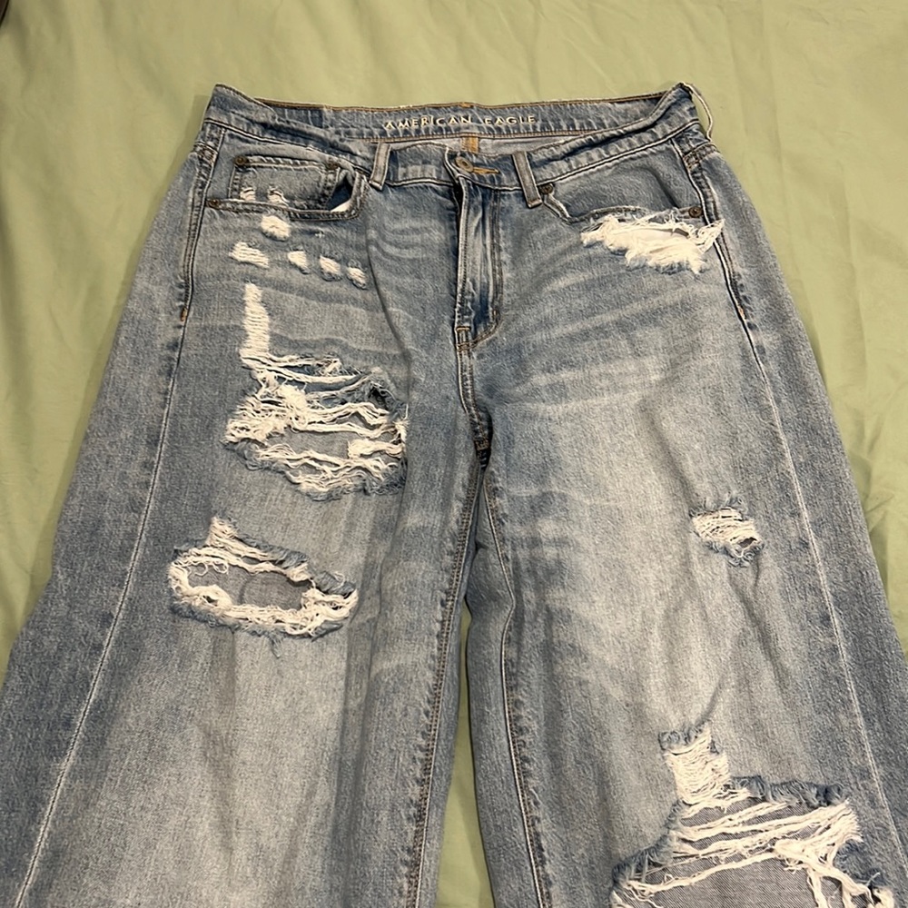American eagle mid rise ripped jeans